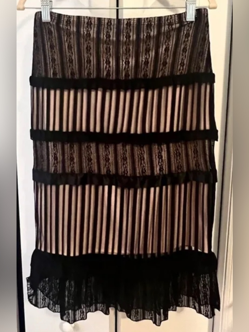 Express Black Beige Tiered Stripe Midi Skirt Size M